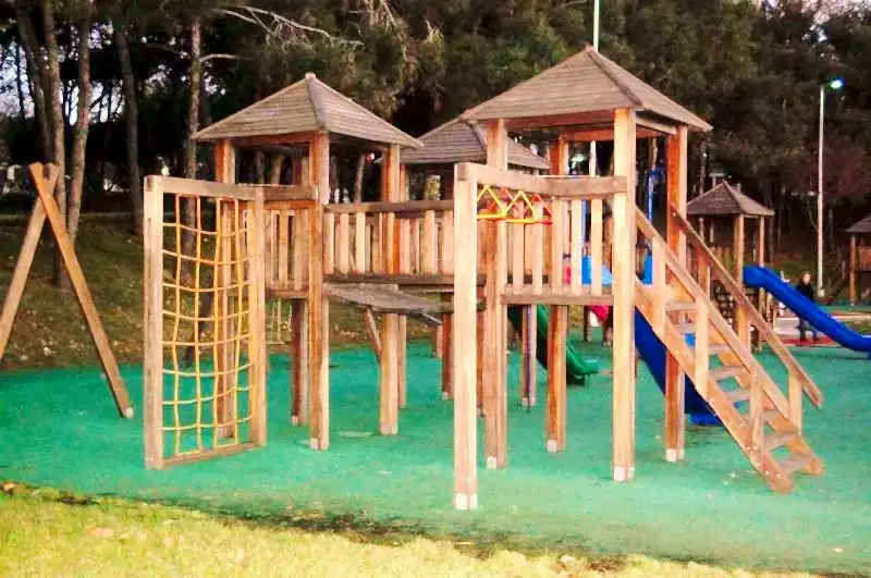 AHŞAP ÇOCUK OYUN GRUPLARI VE OYUN EVLERİ
